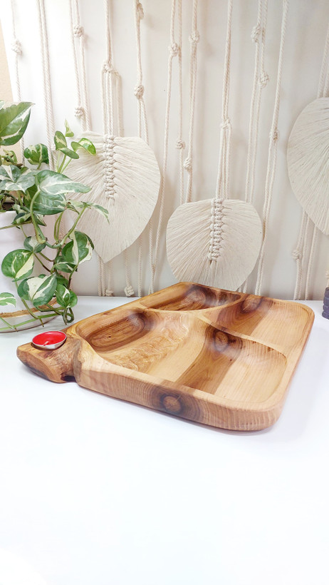 اردو خوری چهار خونه چوبی دست ساز جنس درخت اوجا 33*32 با بهترین قیمت | ارسال فوری