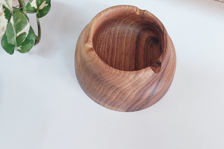 جاسیگاری چوبی دست ساز چوب گردو قطر 10 سانت با بهترین قیمت | ارسال فوری