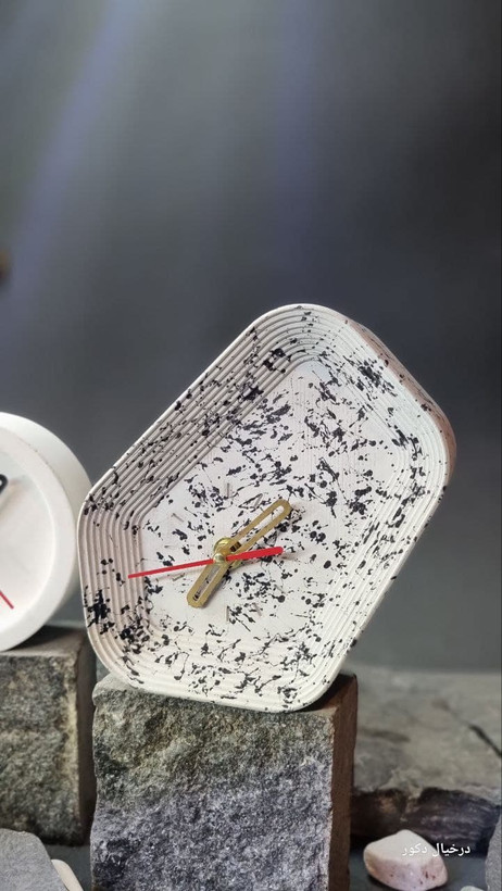 خرید آنلاین ساعت سنگ مصنوعی دفرمه دست ساز ماربل شیت زمینه سفید با بهترین قیمت | ارسال فوری