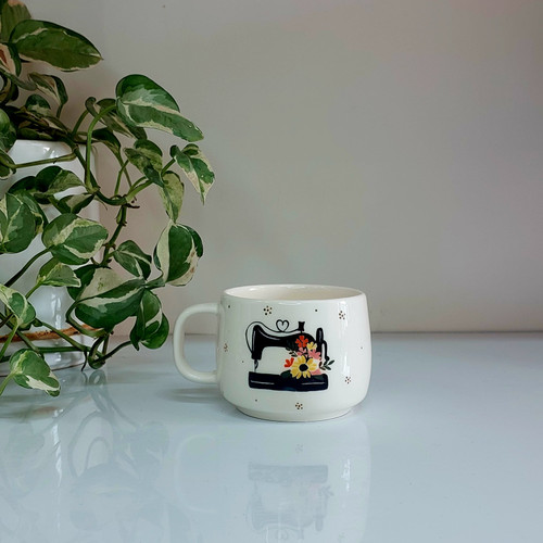 خرید آنلاین ماگ طرح چرخ خیاطی دست ساز سرامیکی با بهترین قیمت | ارسال فوری