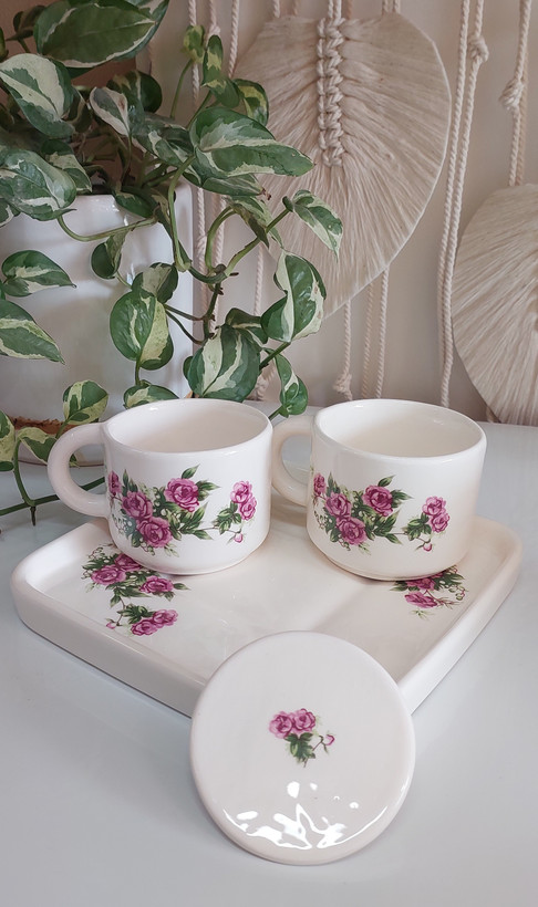 سرویس چای خوری دونفره طرح گل سرخی با بهترین قیمت | ارسال فوری