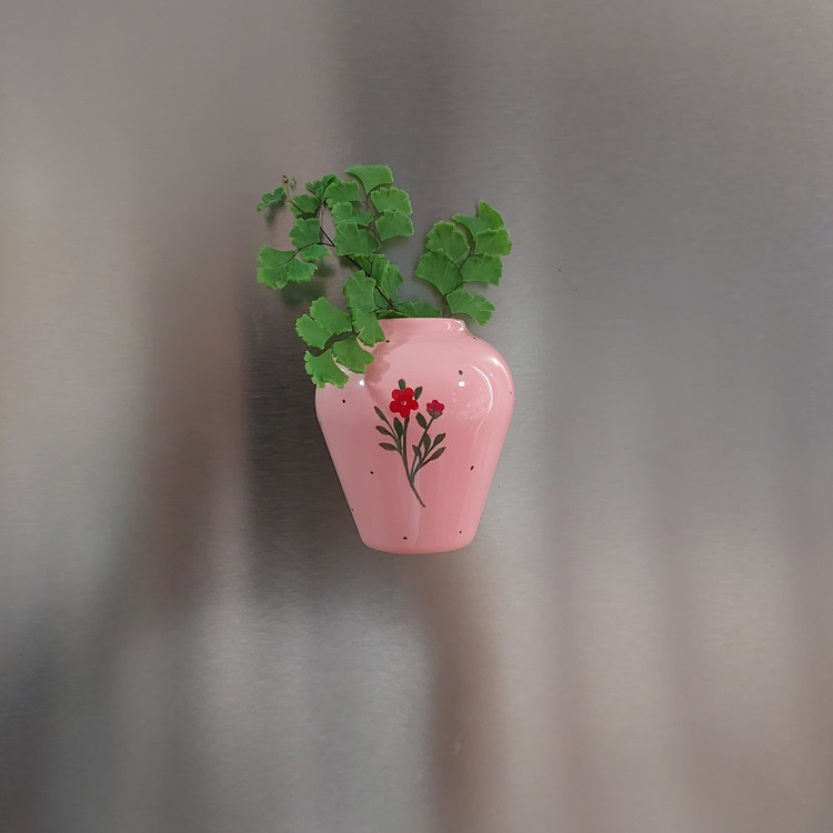 مگنت یخچالی مدل گلدون کوزه ای سرامیکی