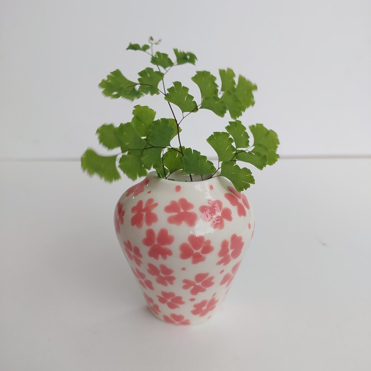 مگنت یخچالی مدل گلدون کوزه ای سرامیکی